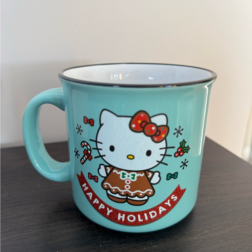 ❌ SOLD! ❌ Hello Kitty Holiday Gingerbread Mug - Picture 2 of 4